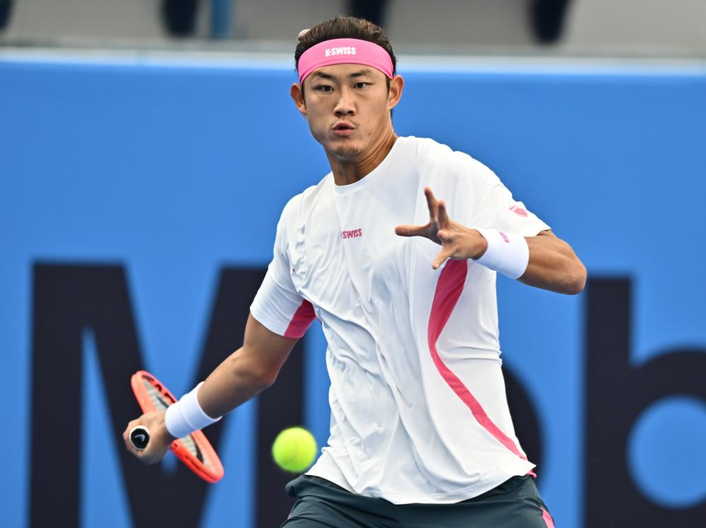 由于C罗被红牌禁赛，绝代双骄皆结束了自己本年度的...